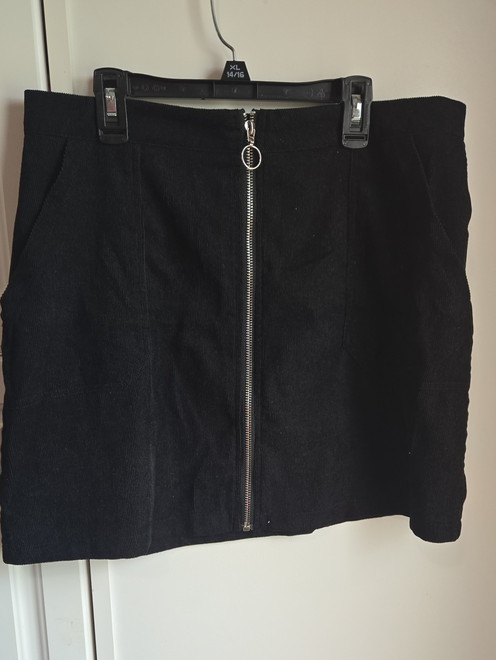SHEIN Black Mini Skirt with Silver Front Zipper